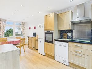 Kitchen - click for photo gallery